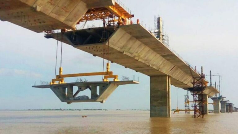बिहार में गंगा नदी पर बनेगा 14वां पुल नितिन गडकरी का ऐलान, जानें रूट और फायदे