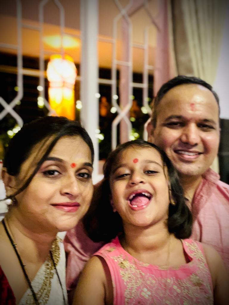 shivdeep lande with his family