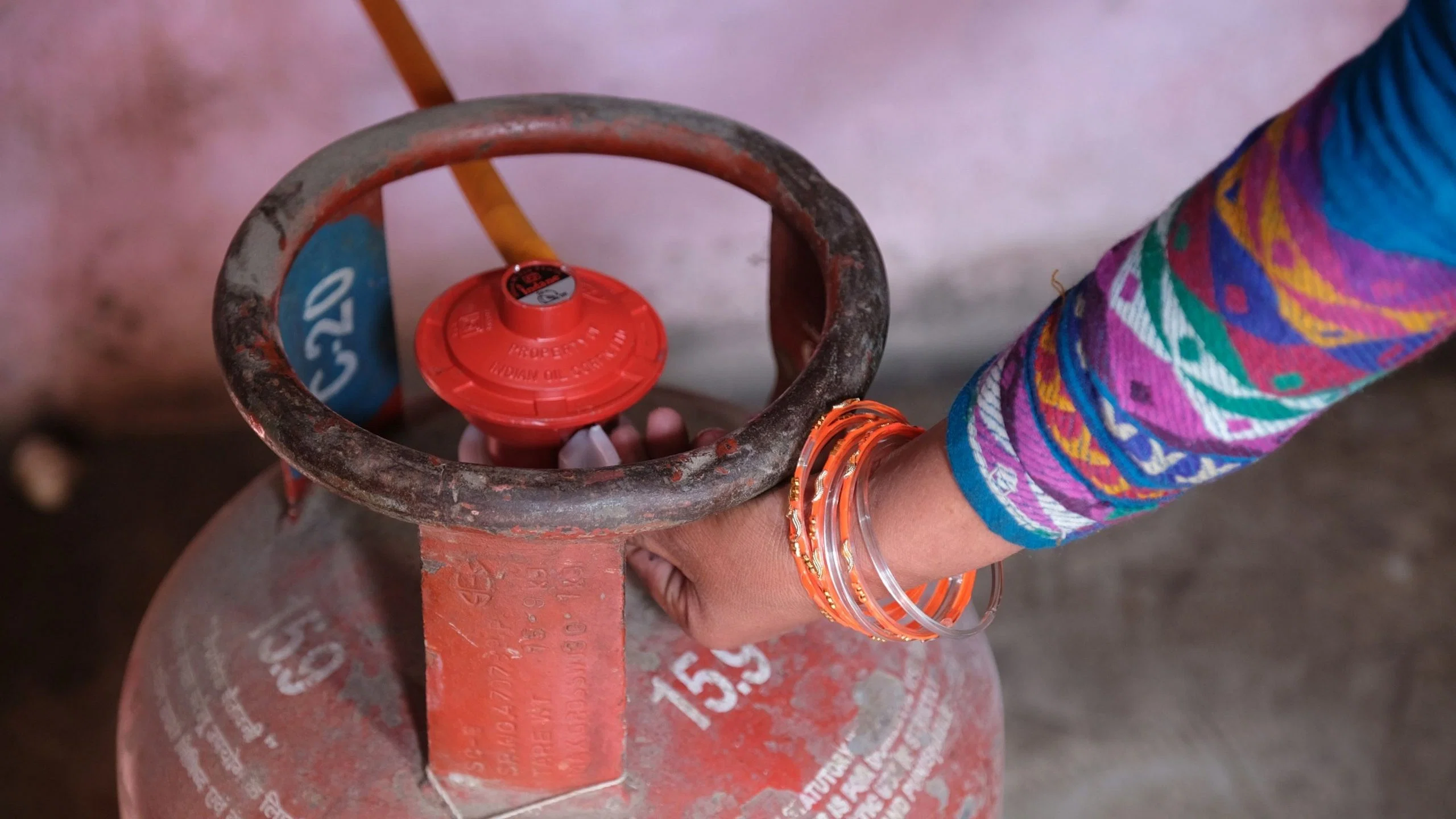 Attempts to provide double cylinders to 35% consumers of Bihar