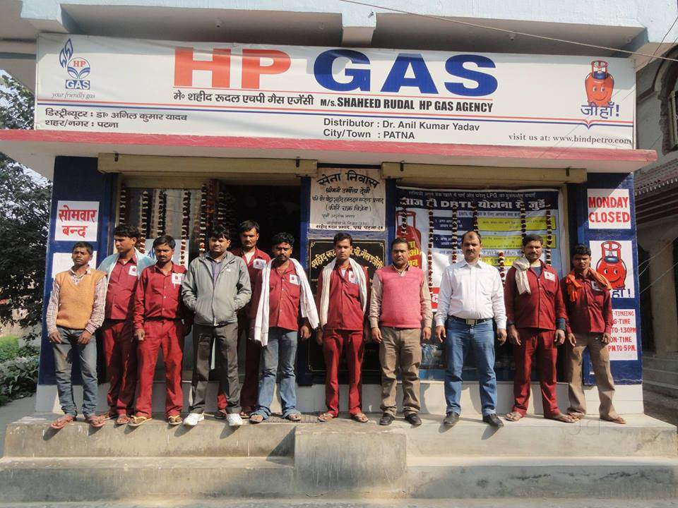 HPCL LPG agencies instructed to open every day