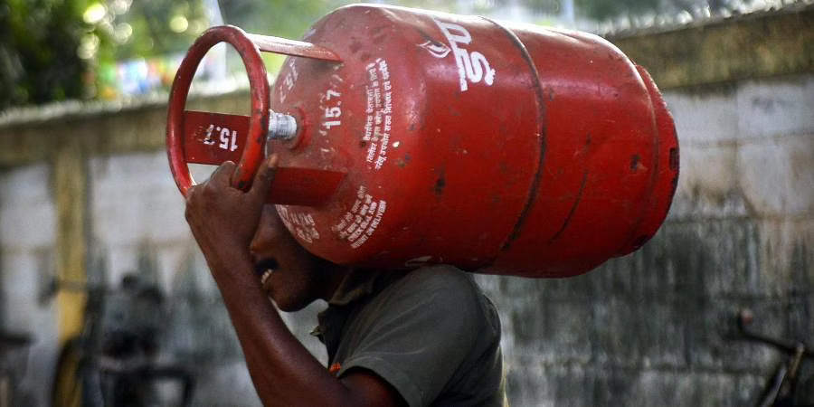 LPG cylinder will reach home in 24 hours