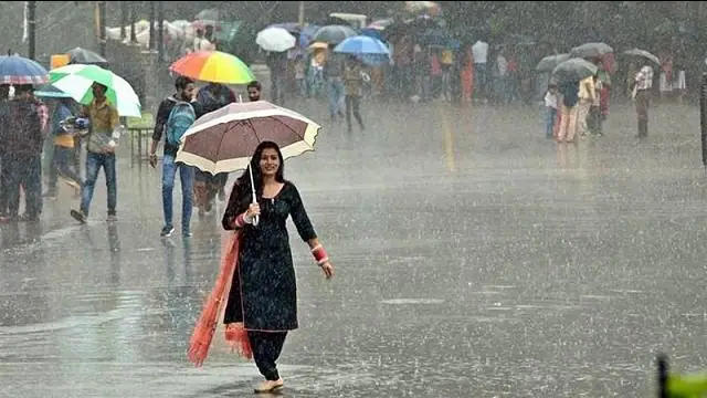 Light rain with drizzle in eastern parts of the state on March 30