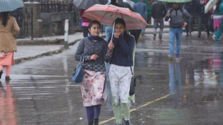 राहत: प्रचंड गर्मी के बीच बिहार में बारिश का अलर्ट, 25 KM की रफ़्तार से चलेगी हवाएं