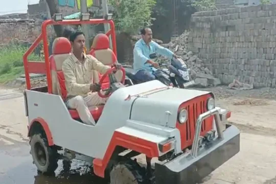 Mini Classic Jeep runs up to 30 km in 1 liter of petrol