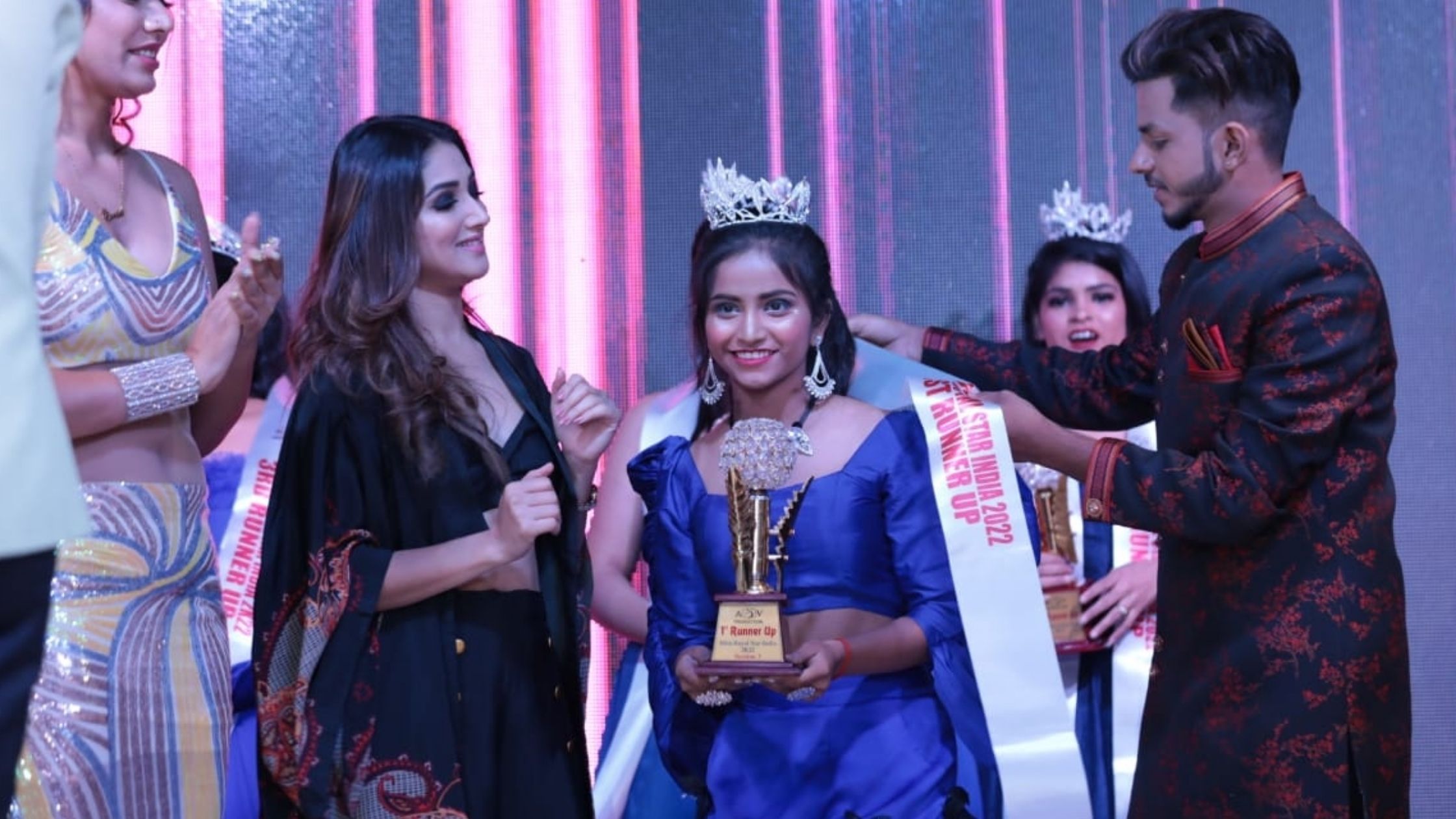 mahi became the first runner up of miss royal india