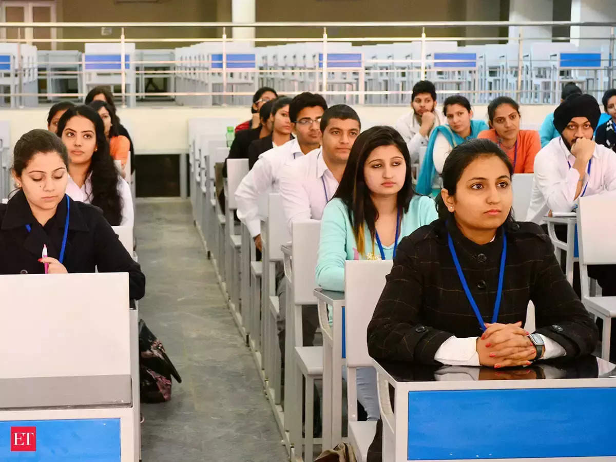 1.25 crore women lost jobs across the country