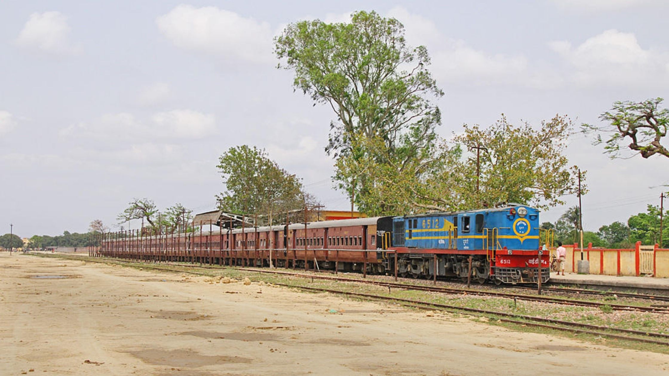 Jhanjharpur Laukaha Rail Section Is In The Final Phase