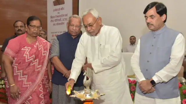 Chief Minister Nitish Kumar inaugurates the Investors Meet and Textile and Leather Policy 2022