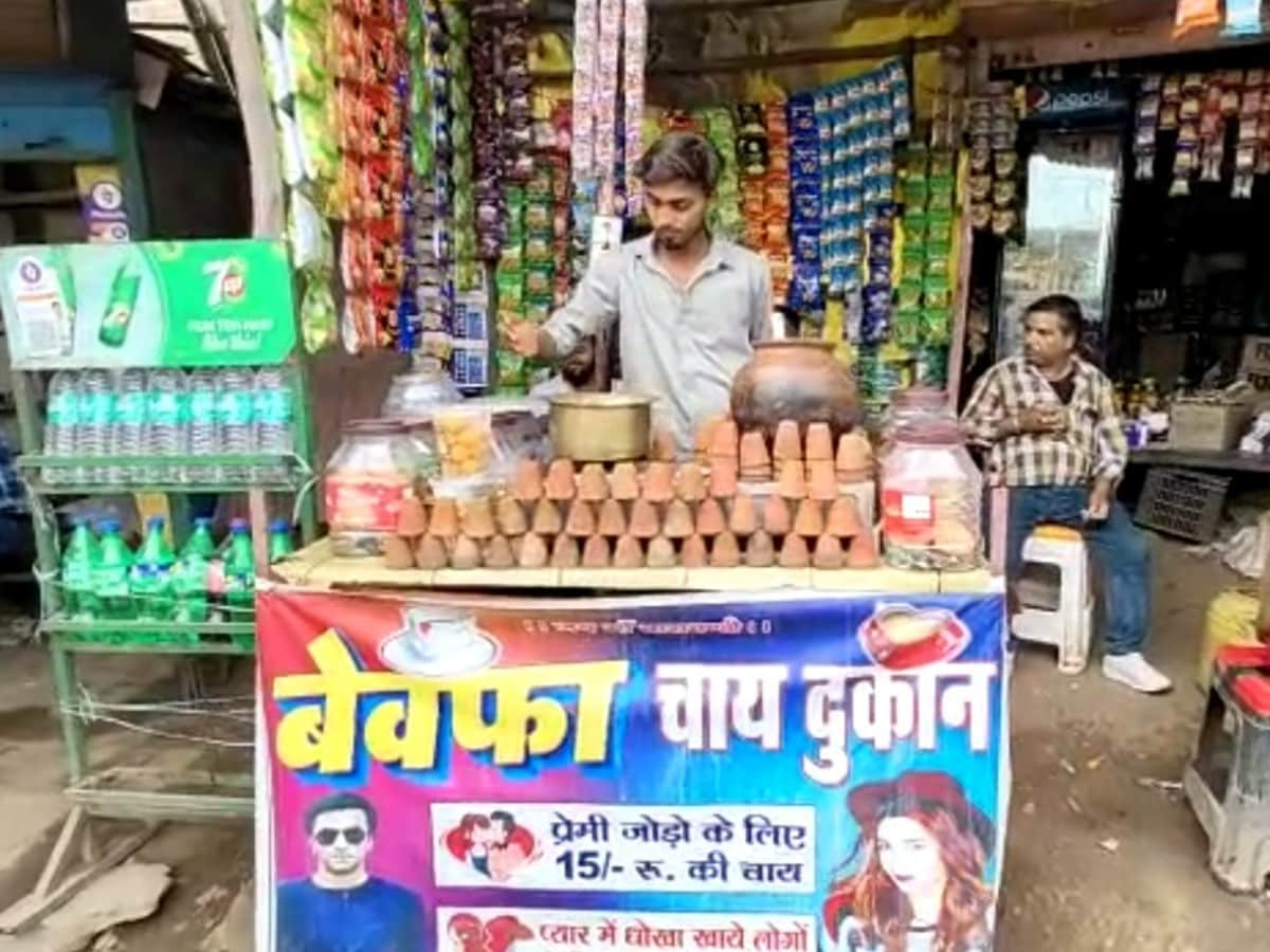 The name of this chaiwala is Shrikant.