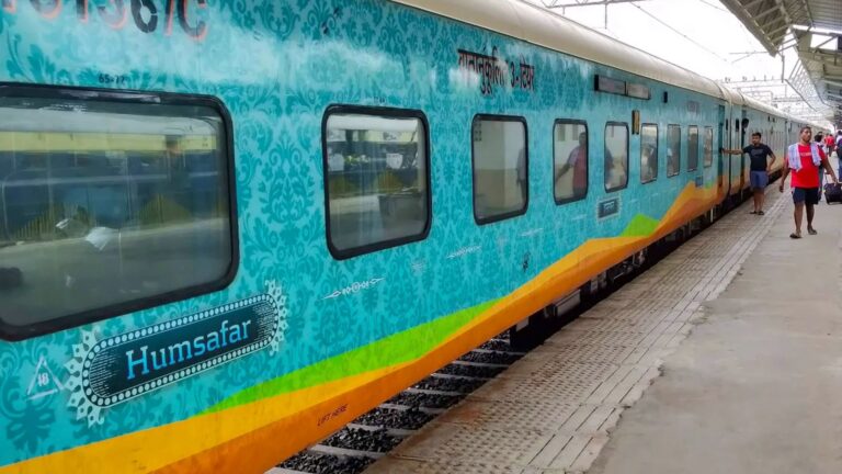 बिहार में टॉप 5 आमदनी वाले स्टेशन को छोड़ कर चलेगी हमसफ़र एक्सप्रेस, रेल यात्री हताश