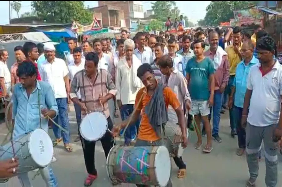 Band Baja and Dhol Tasa were also arranged to welcome Rita.