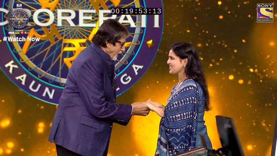Shruti got a chance to sit in the hot seat opposite actor Amitabh Bachchan