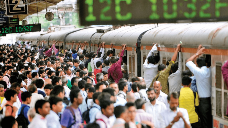 छठ महापर्व पर दिल्ली मुंबई से बिहार आनेवाली ट्रेनें फुल, दीपावली में भी घर पहुंचने पर संकट, देखिए वेटिंग लिस्ट