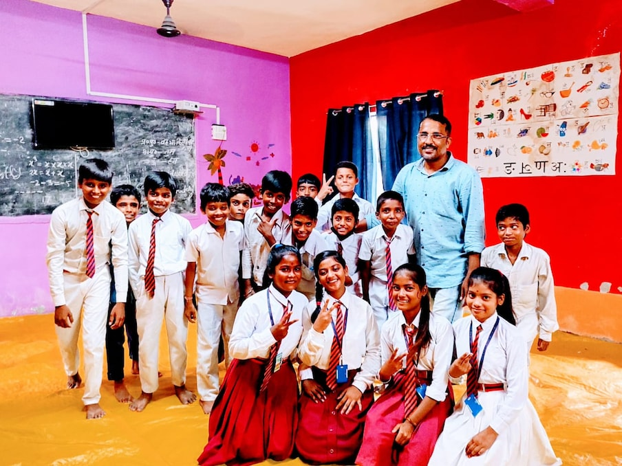 With the inspiration of an IAS officer in Gopalganj, the atmosphere of many government schools started changing.