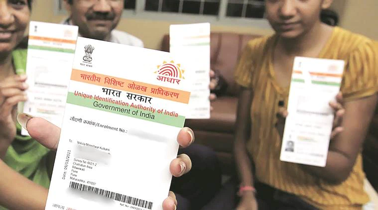 Applicants must ensure that their Aadhaar number should be linked with mobile for the application