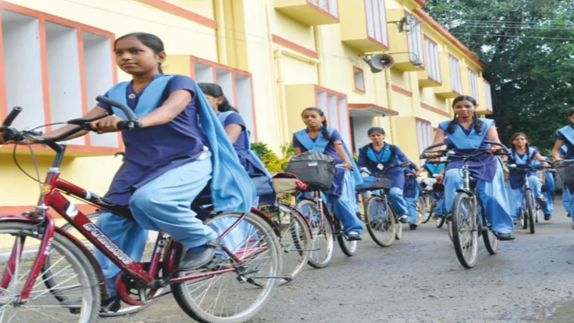Chief Minister Boys Girl Cycle Scheme