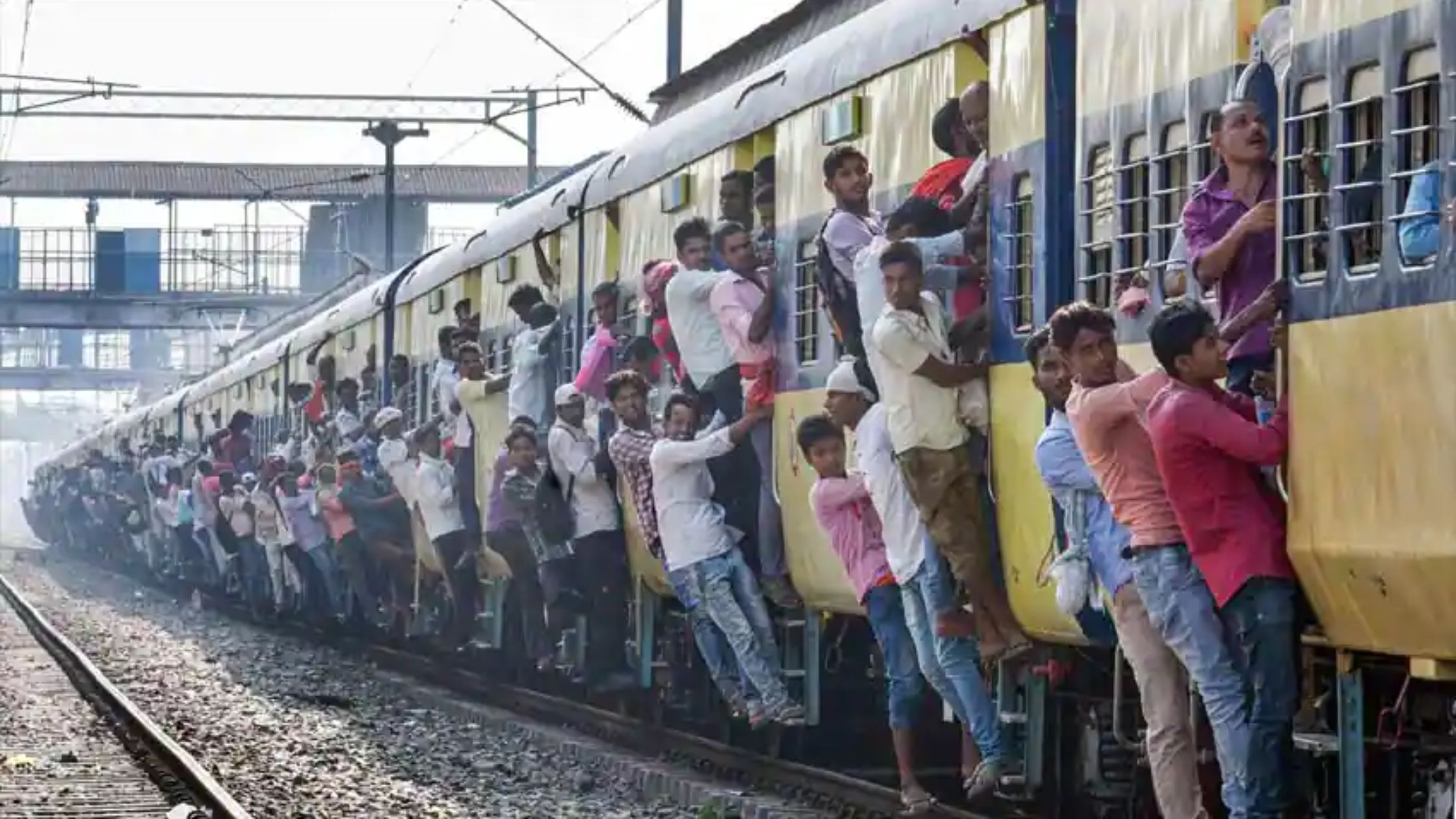 88 more special trains to clear post chhath rush