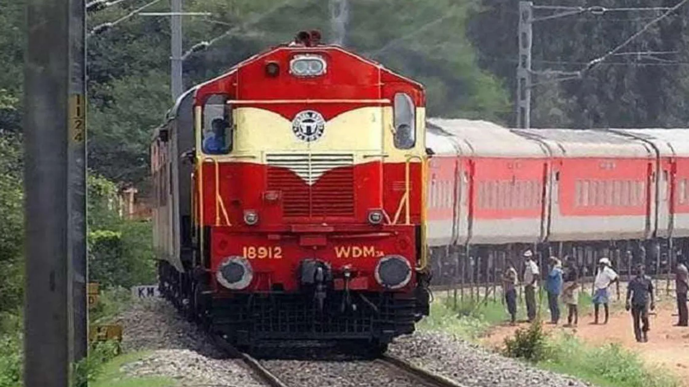 The train will run at a speed of 80 km