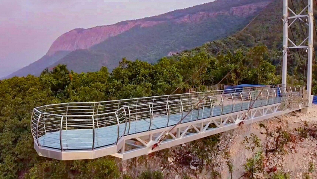 rajgir glass bridge in bihar